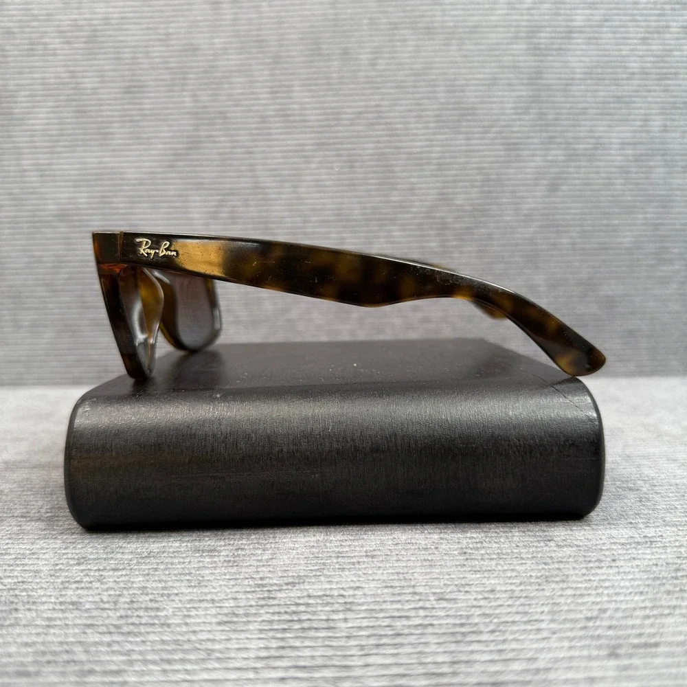 Ray-Ban Wayfarer Tortoise Shell Polarized Y2K Sunglasses Brown Lens Vtg